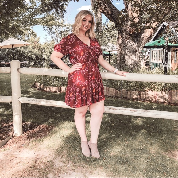 Meet your Posher, Ashtyn - Picture 1 of 3